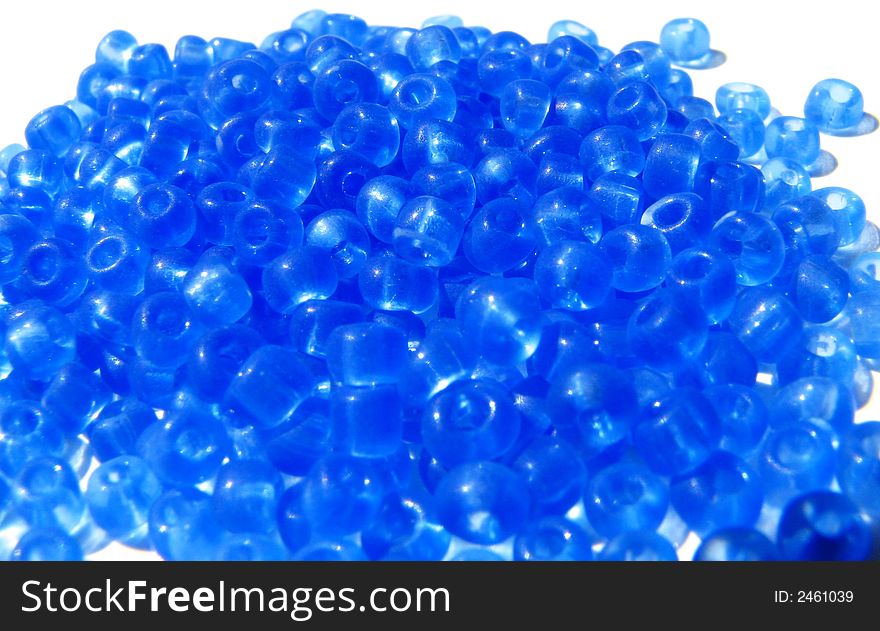 Blue color is spilling out of these beads, makes us feel really cool. Blue color is spilling out of these beads, makes us feel really cool.