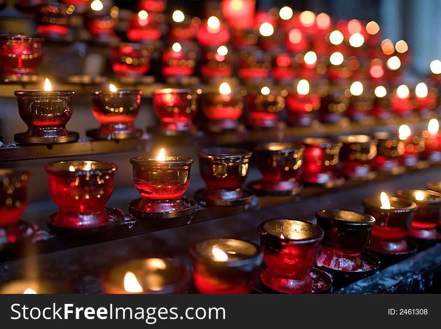 Candles to remembrance