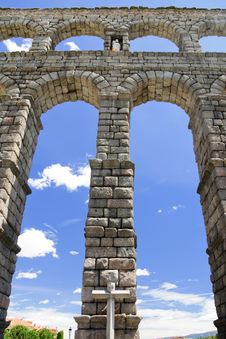 Romanesque Aqueduct Of Segovia Stock Images