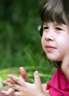Little Girl Looking And Listen Royalty Free Stock Images