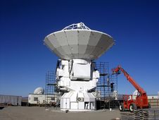 Constructing A Radio Telescope Royalty Free Stock Image Constructing A Radio Telescope Royalty Free Stock Image