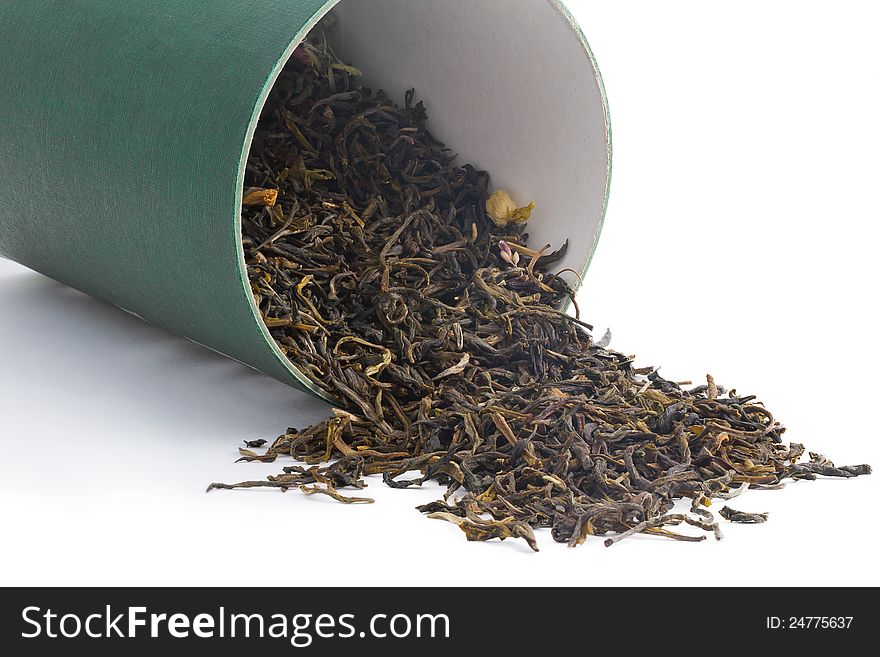 Green tea from a cylindrical box