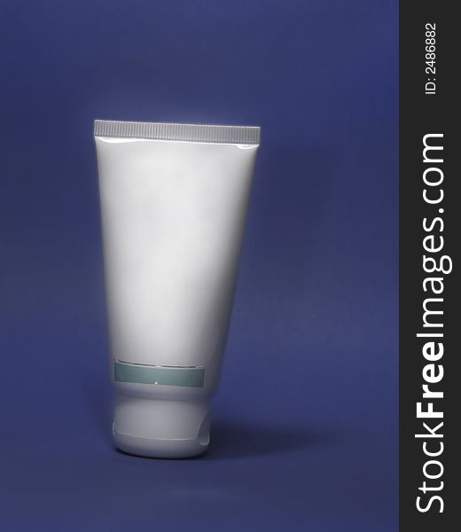 Facial cleaner with logo removed