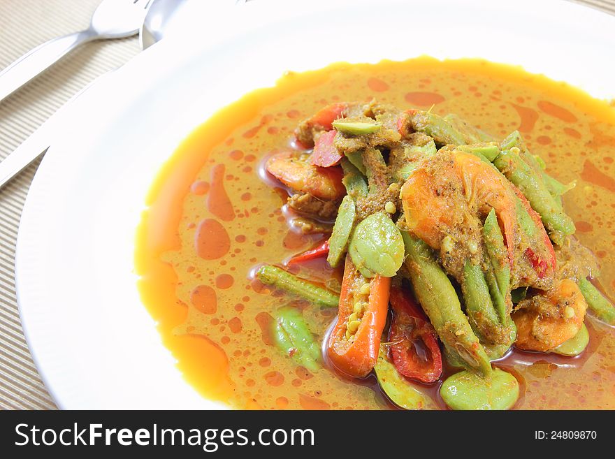 Spicy fried stink bean with shrimp, ( Twist cluster bean )