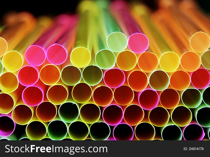 The drinking straws close up.