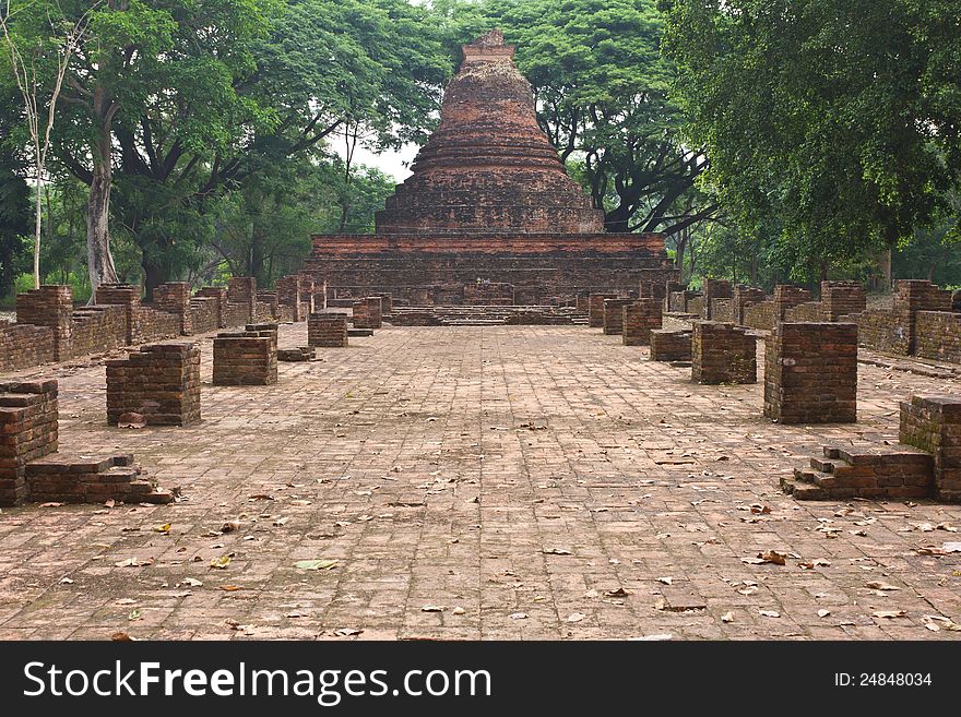 Trees and archaeological remains which is oldest pagoda in Thailand. Trees and archaeological remains which is oldest pagoda in Thailand.