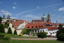 Prague Castle View From French Garden Royalty Free Stock Images Prague Castle View From French Garden Royalty Free Stock Images