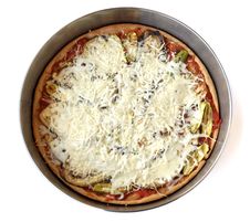 Middle Eastern Vegetarian Pizza With Cheese Royalty Free Stock Photos Middle Eastern Vegetarian Pizza With Cheese Royalty Free Stock Photos