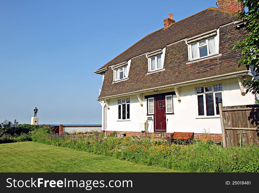 Holiday Cottage By The Sea