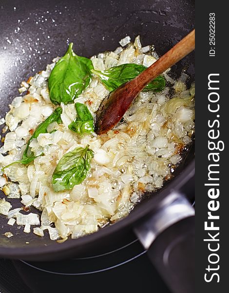 Fried onion whit salt and basil. Fried onion whit salt and basil