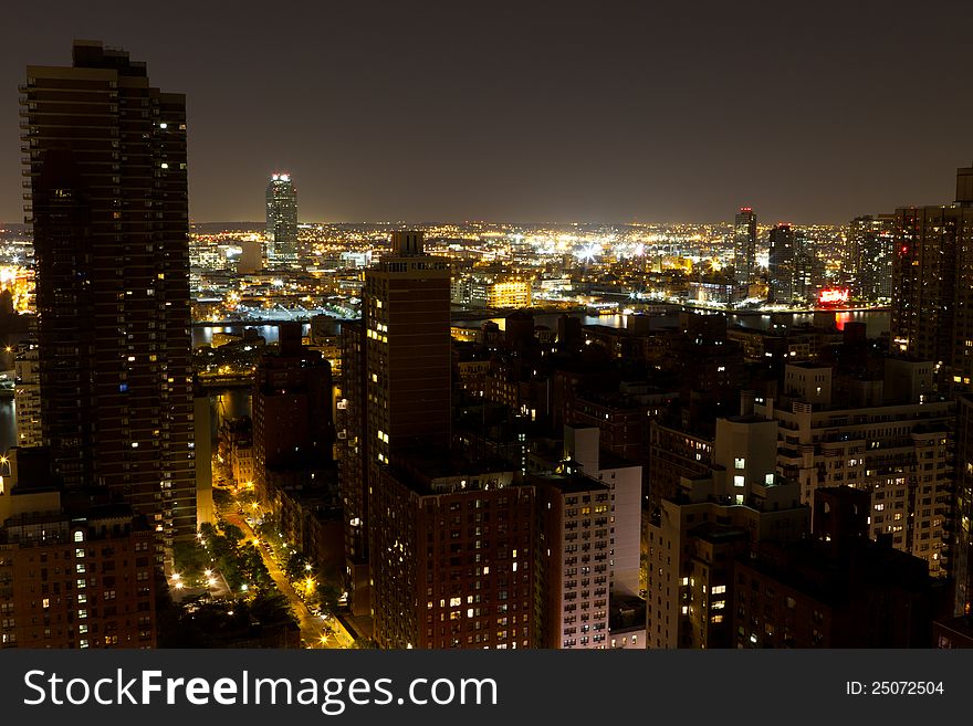 Looking East into Queens from 59th Street & 2nd Avenue in Manhattan. Looking East into Queens from 59th Street & 2nd Avenue in Manhattan.