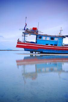 Thai Fishing Boat On Coast Stock Photography Thai Fishing Boat On Coast Stock Photography