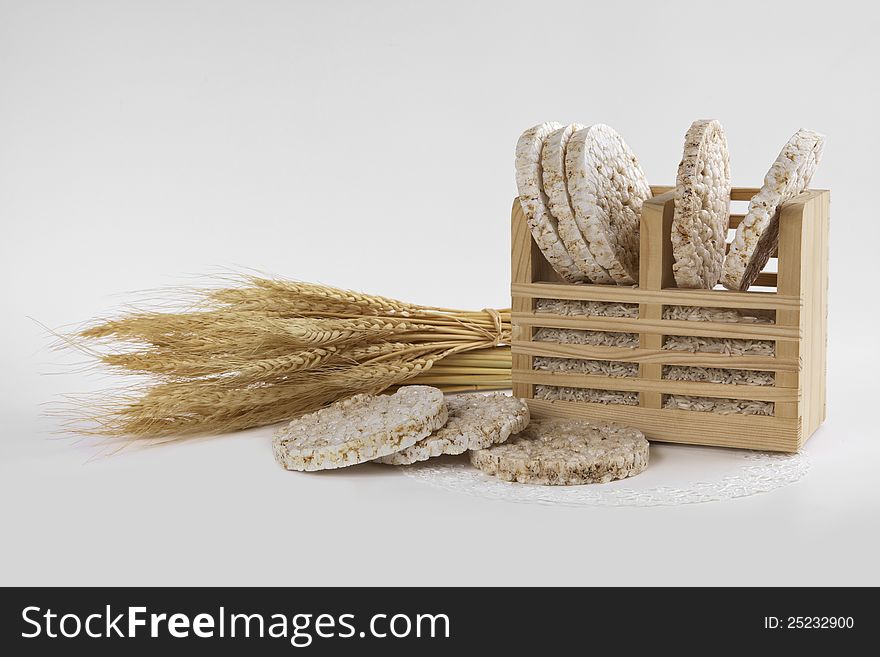 Cereals composition with rice, rice cake and wheat