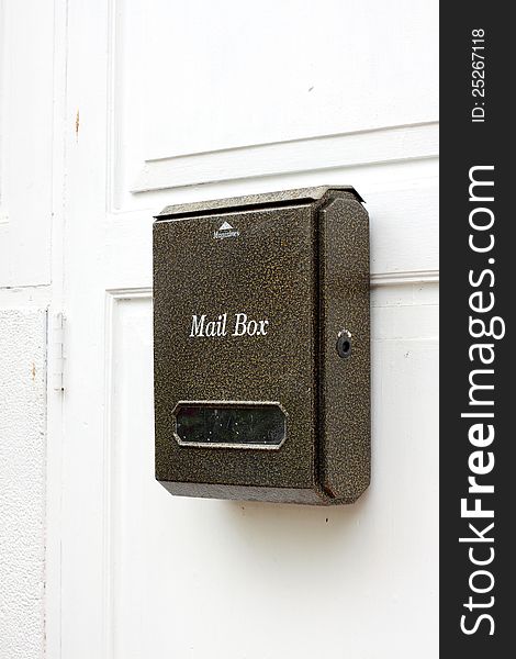 Mail box