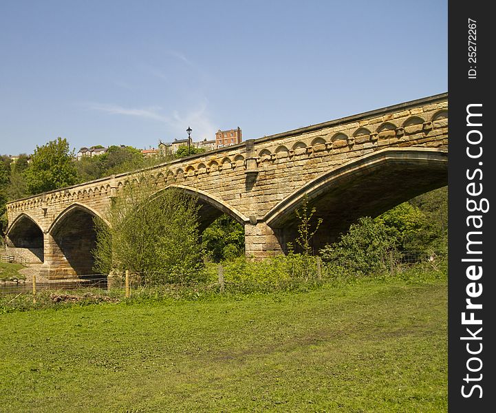 A bridge over the swale at richmond north yorkshire. A bridge over the swale at richmond north yorkshire