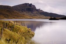 Old Man Of Storr Over Loch Royalty Free Stock Photography Old Man Of Storr Over Loch Royalty Free Stock Photography