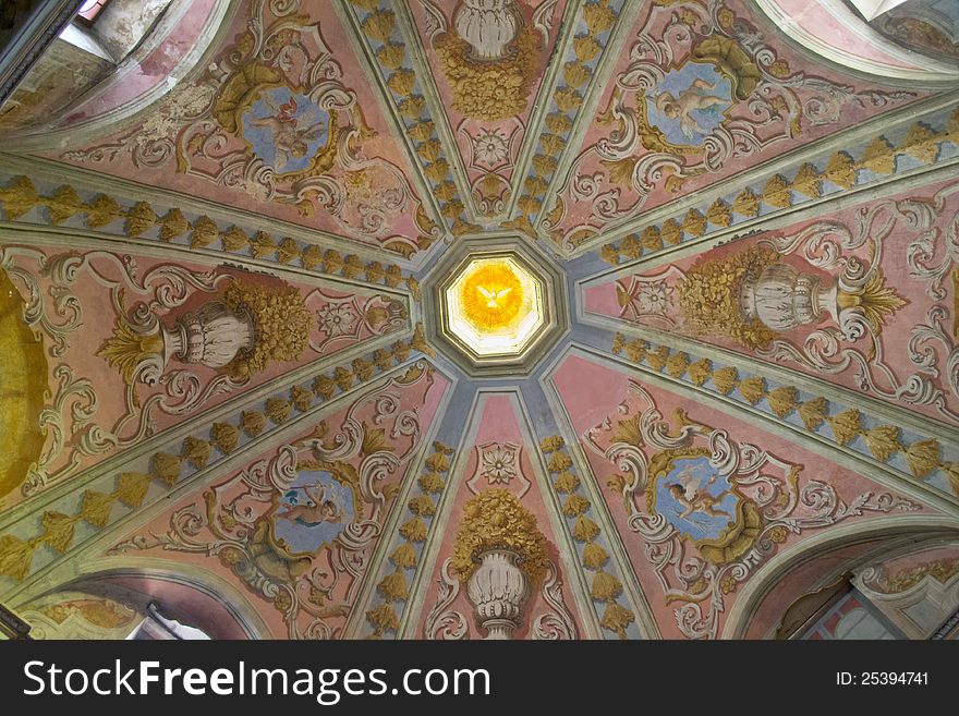 A beautiful painted mural on the ceiling of a church. This is an italian medieval church in Orvieto. A beautiful painted mural on the ceiling of a church. This is an italian medieval church in Orvieto