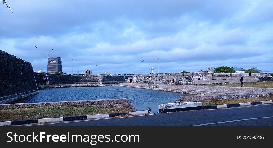 his picture shows a view of Jaffna fort& x27 s present view. Jaffna Fort is a fort built by the Portuguese at Jaffna, Sri Lanka, i