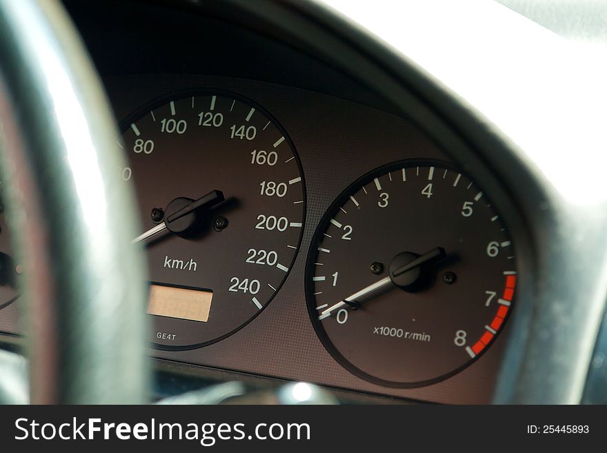 Details of dashboard for speed acceleration driving. Details of dashboard for speed acceleration driving