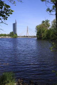 Vansu Tilts Riga Bridge With Modern Building Stock Images