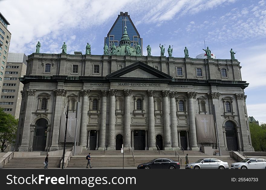 Marie-Reine du monde cathedrale Montreal