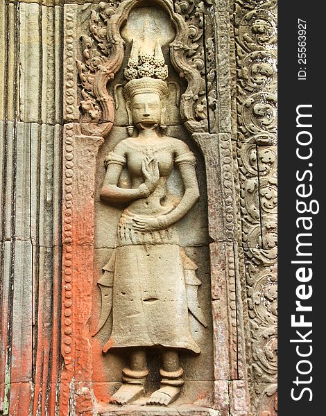 Apsara sandstone carving at Ancieht Ta Prohm Prasat, Siamreap, Khmer Republic