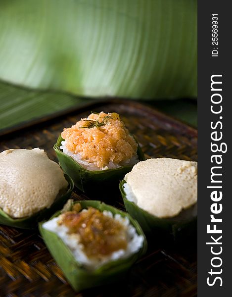 Sweet sticky rice with topping