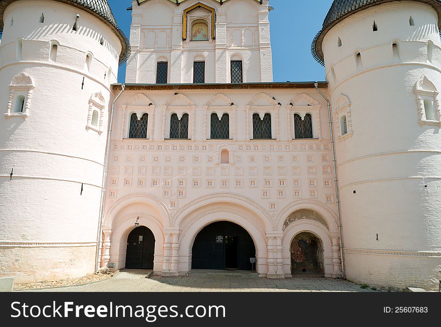 Entrance to the Rostov Kremlin, Russia