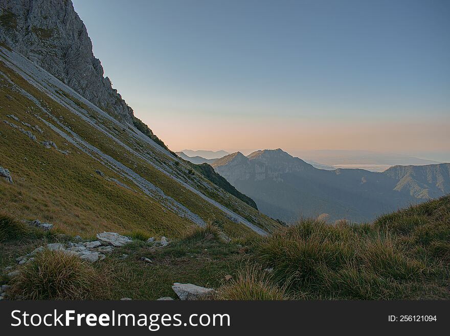 A Beautfull Sunrise In Pania Della Croce Pathway In Apuan Alps