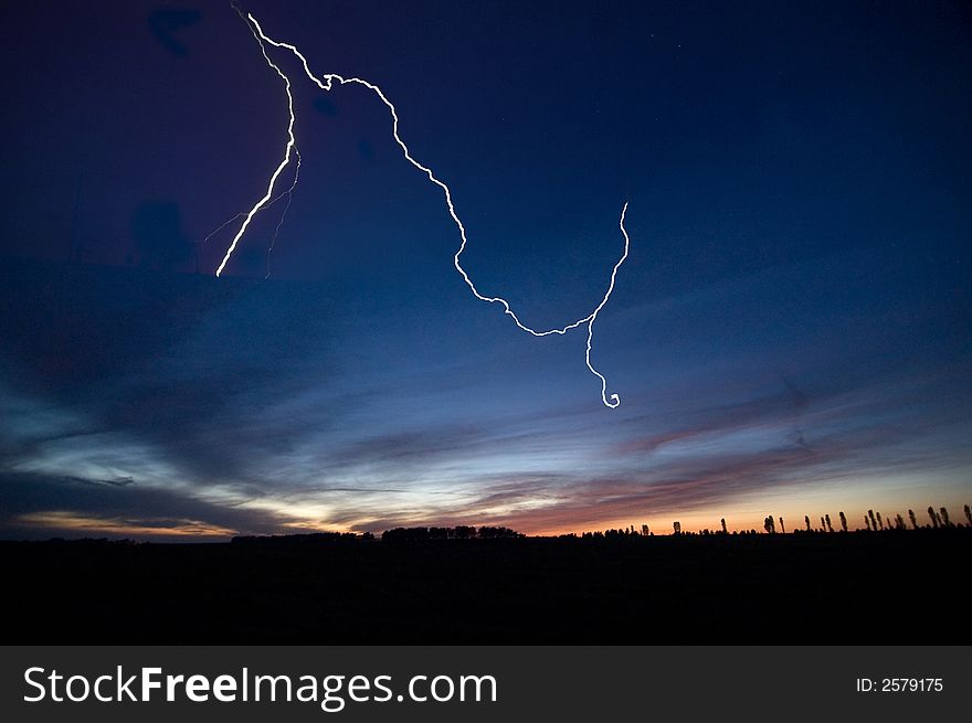 An image of lighting on wening sky. An image of lighting on wening sky