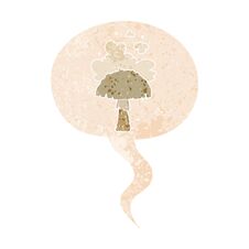 Free Cartoon Mushroom With Spore Cloud And Speech Bubble In Retro Textured Style Royalty Free Stock Images - 257396579