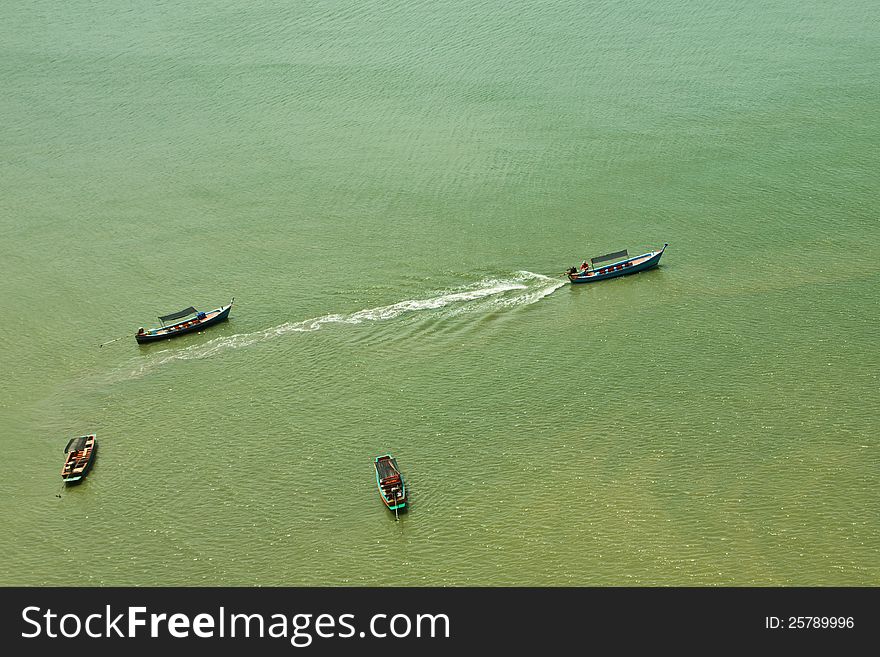 Service boats to island