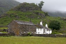Whitewashed Country Cottage Royalty Free Stock Images Whitewashed Country Cottage Royalty Free Stock Images