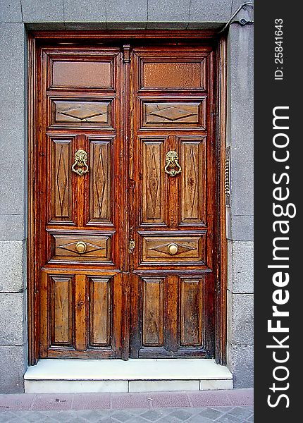 Old wooden spanish door (Madrid). Old wooden spanish door (Madrid)