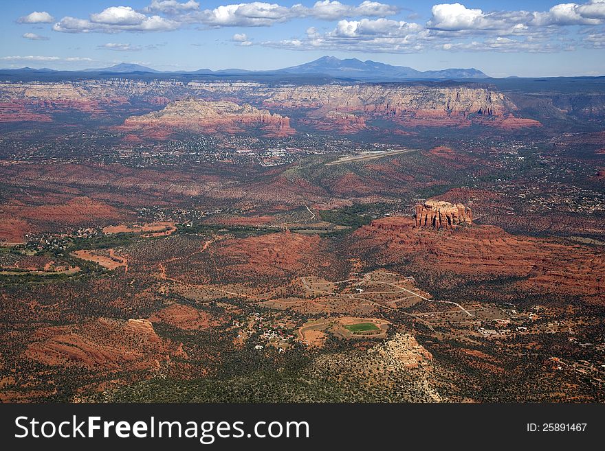 Scenic red rocks of Sedona and surrounding area