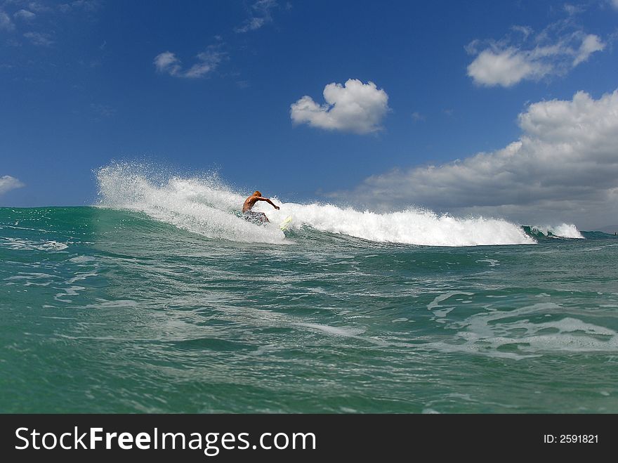Surfing cutback