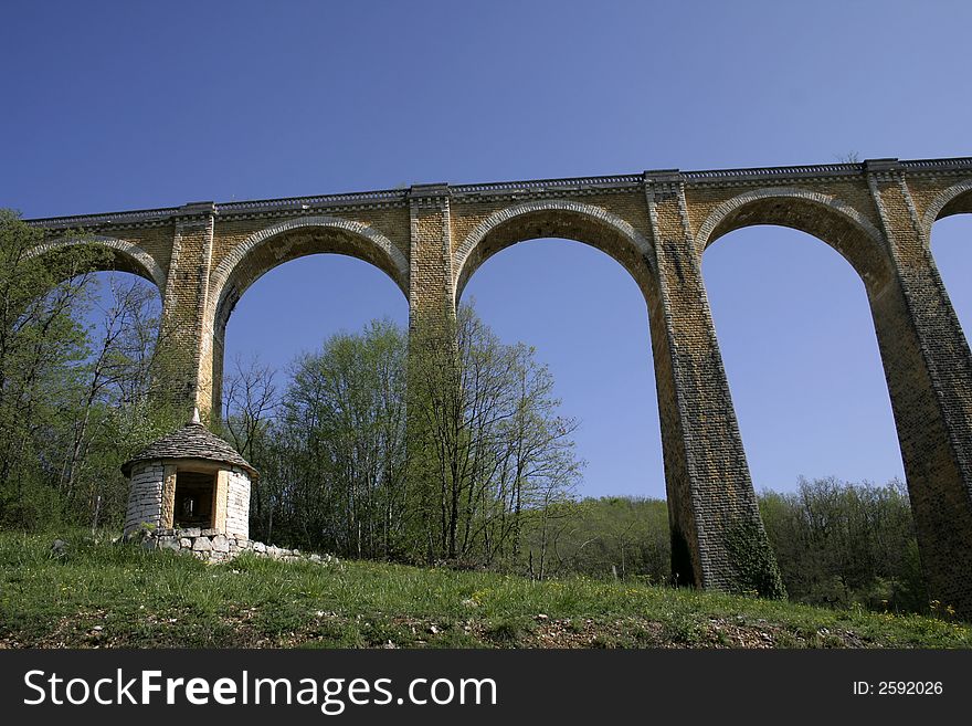 Large arch railwaybridge