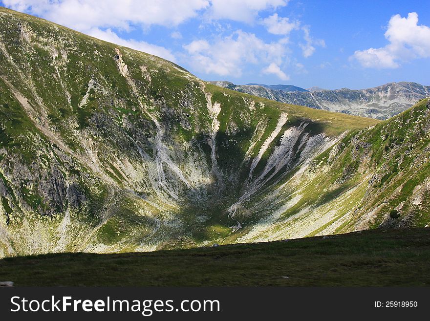 Beautiful scenery from Transalpina, the highest altitude road in Romania, crossing the Parang mountains.