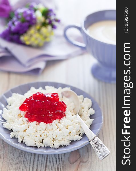 Homemade cottage cheese and jam, selective focus