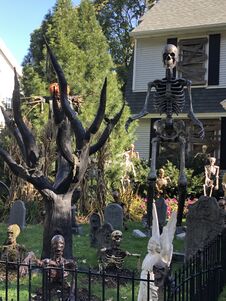 Creepy Scary Halloween Decorations  Cemetery, 12` Skeleton  Giant Royalty Free Stock Photography