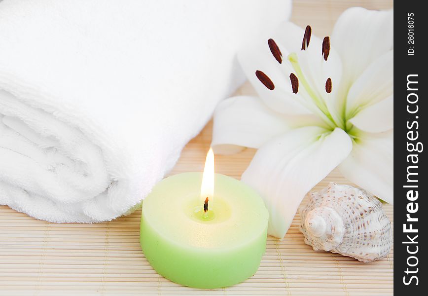 Spa feeling (flower, towel, candle and seashell). Spa feeling (flower, towel, candle and seashell)