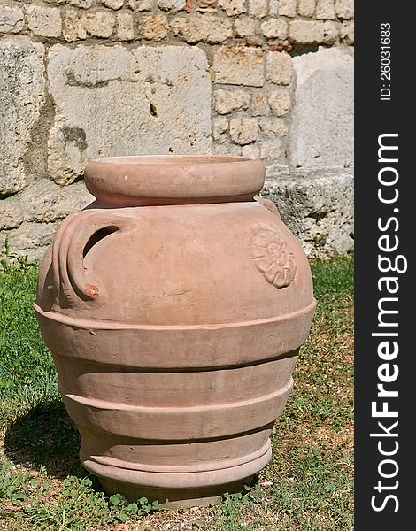 Large vase or amphora or earthenware jar. Large vase or amphora or earthenware jar