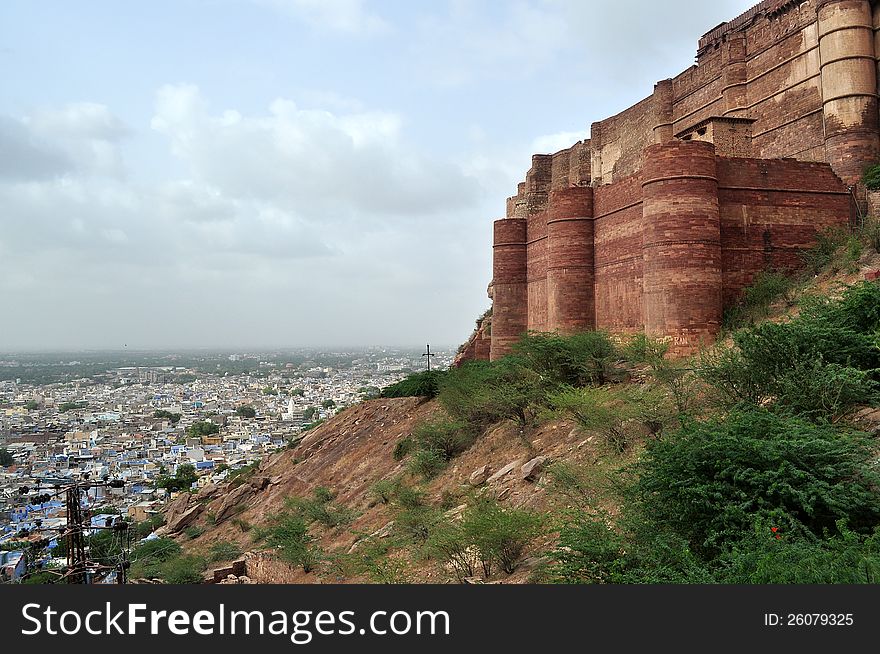 Jodhpur city with Mehrangarh fort in the foregroun. Jodhpur city with Mehrangarh fort in the foregroun