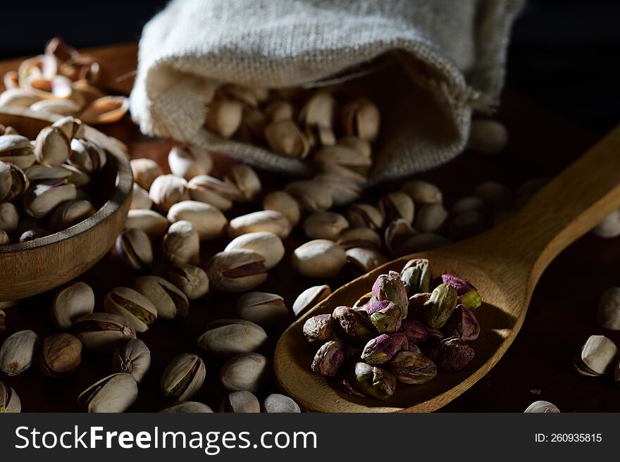 PISTACHIOS FOR A HEALTHY NUTRITION TO GO