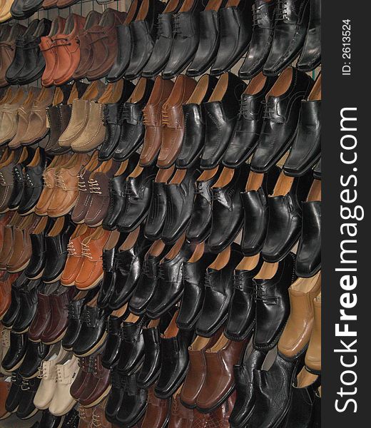 Shoes Market