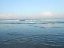 Kuta Beach Waves In The Morning Royalty Free Stock Photos Kuta Beach Waves In The Morning Royalty Free Stock Photos