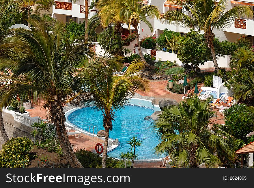 Luxury resort with very nice pool and palms