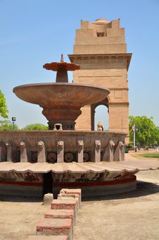 Historic India Gate Monument And Fountain In Delhi Royalty Free Stock Photos Historic India Gate Monument And Fountain In Delhi Royalty Free Stock Photos
