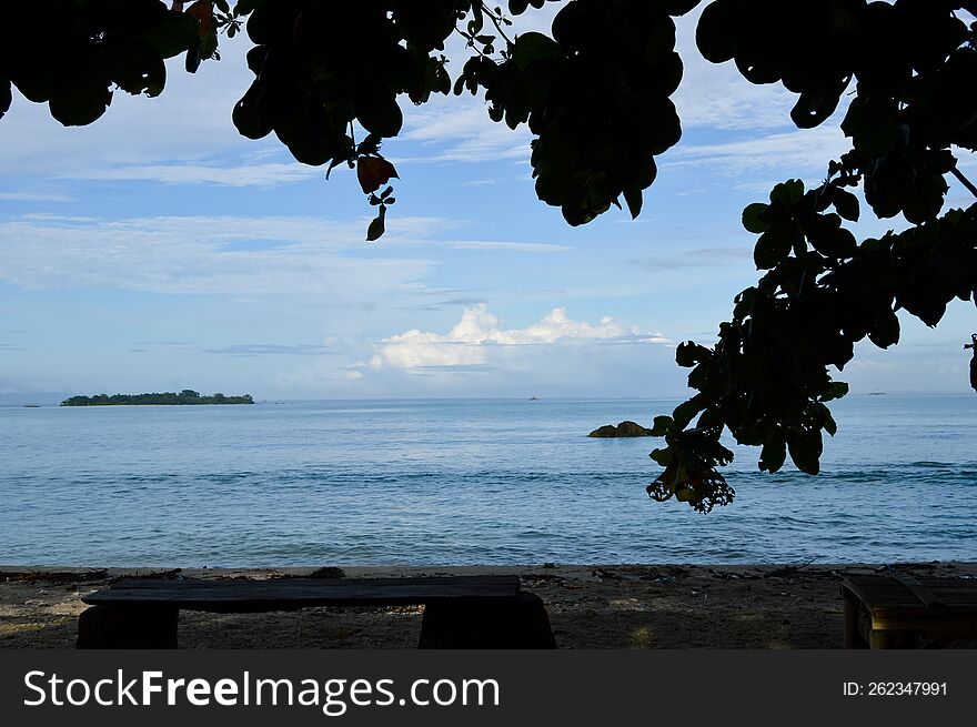 Daplangu Sumur Beach, Pandeglang, Indonesia – October 09, 2022: The Best Spots To Enjoy The Beach Atmosphere