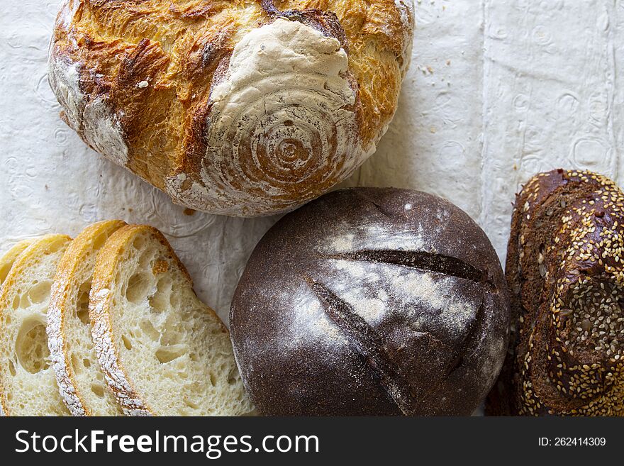 freshly baked homemade bread, tasty and healthy food